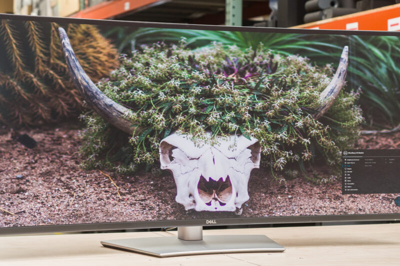 Dell U4025QW : Revolutionizing Productivity with Ultrawide Monitors in 2026